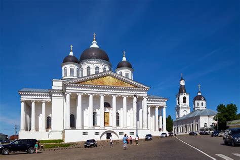 МинивэнGO - Заказ минивэна и микроавтобуса из Аэропорта Сочи в Арзамас