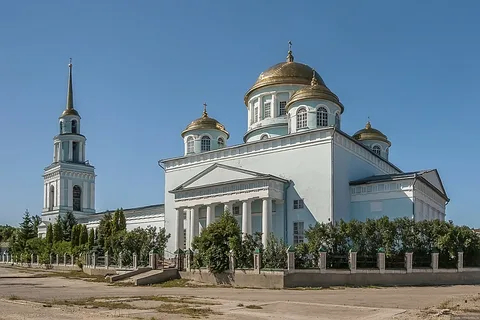 МинивэнGO - Заказ минивэна и микроавтобуса из Аэропорта Сочи в Лебедянь