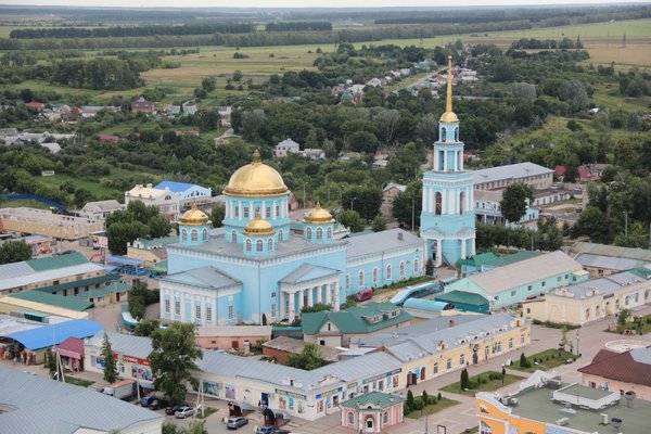 МинивэнGO - Заказ минивэна и микроавтобуса из Аэропорта Сочи в Лебедянь