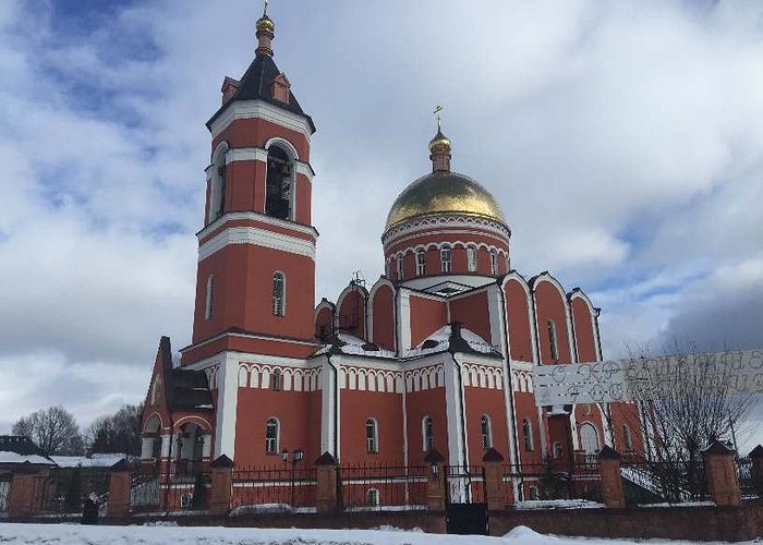 МинивэнGO - Заказ минивэна и микроавтобуса из Аэропорта Сочи в Карабаново