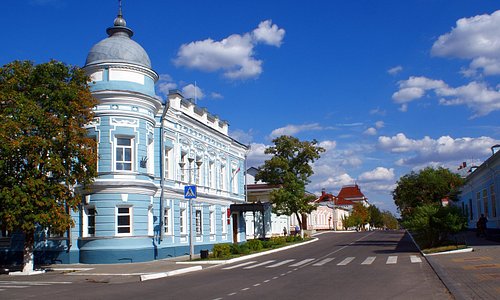 МинивэнGO - Заказ минивэна и микроавтобуса из Аэропорта Сочи в Павловск