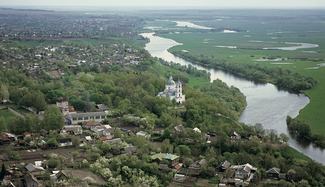 МинивэнGO - Заказ минивэна и микроавтобуса из аэропорта Геленджика в Трубчевск