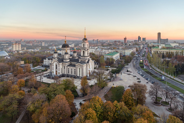 МинивэнGO - Заказ минивэна и микроавтобуса из аэропорта Геленджика в Донецк